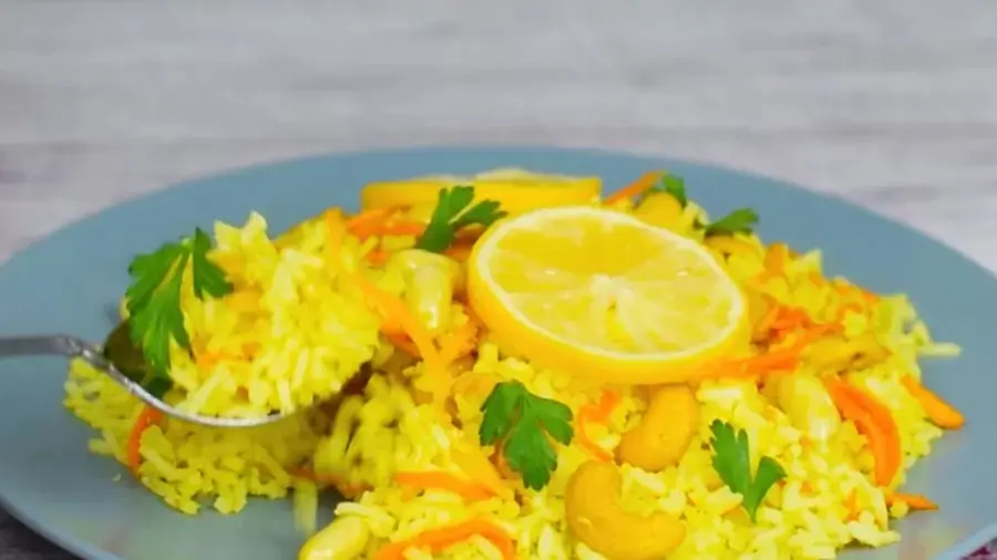 چیترانا (Chitranna) یا برنج لیمویی-کاماپرس