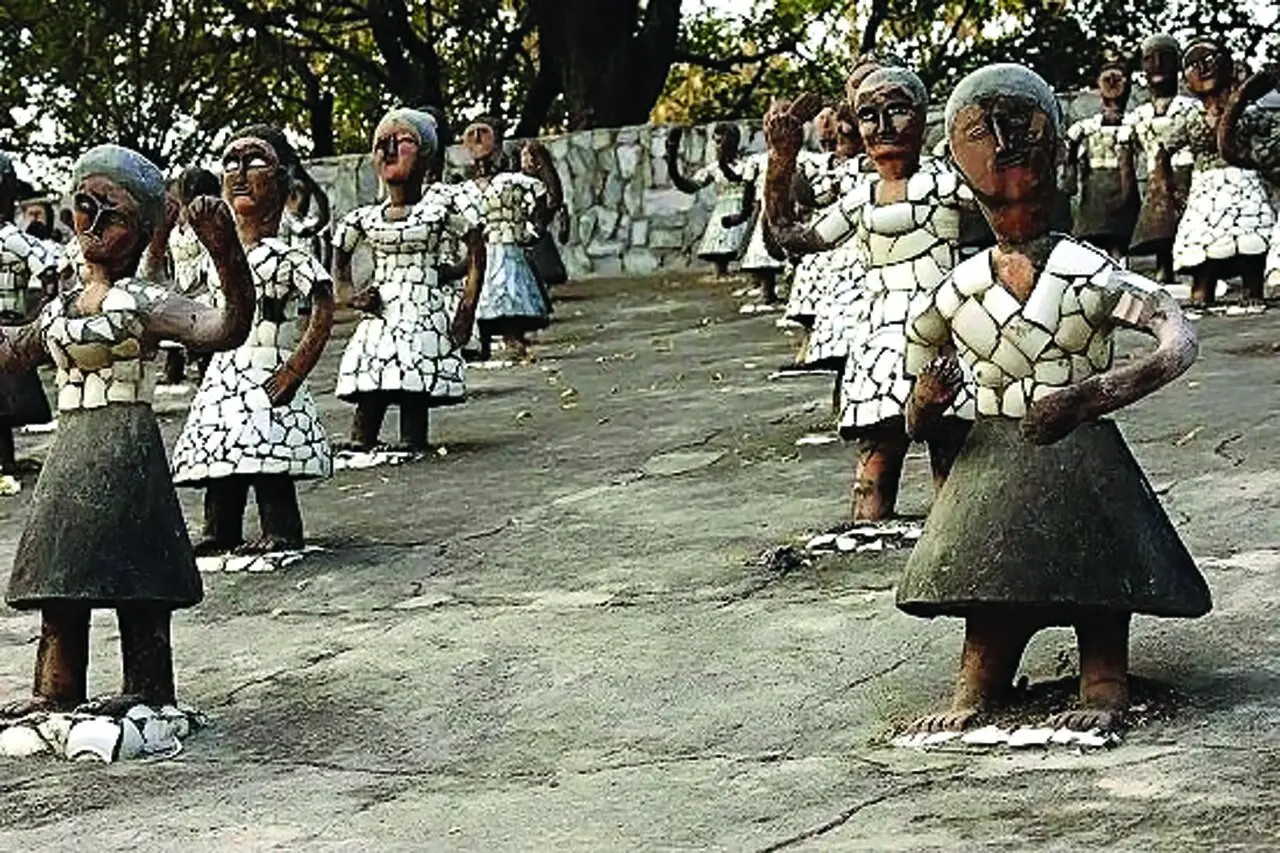 جاذبه های گردشگری هند- کاماپرس