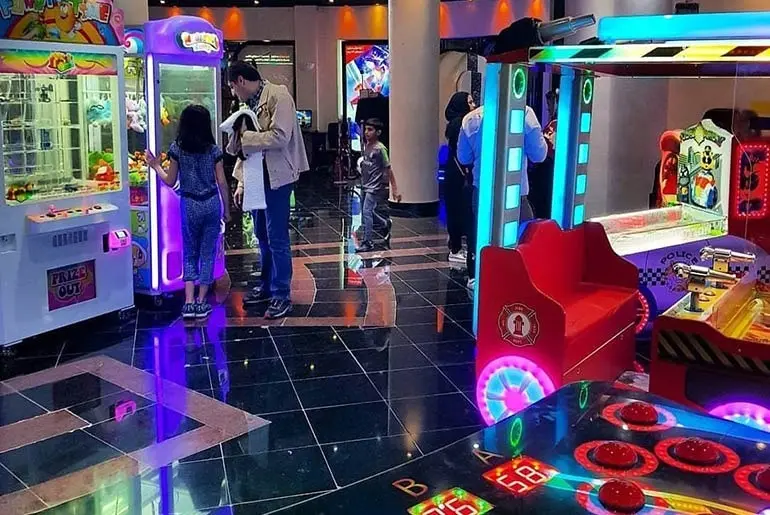 شهربازی هایلند کیش- کاماپرس