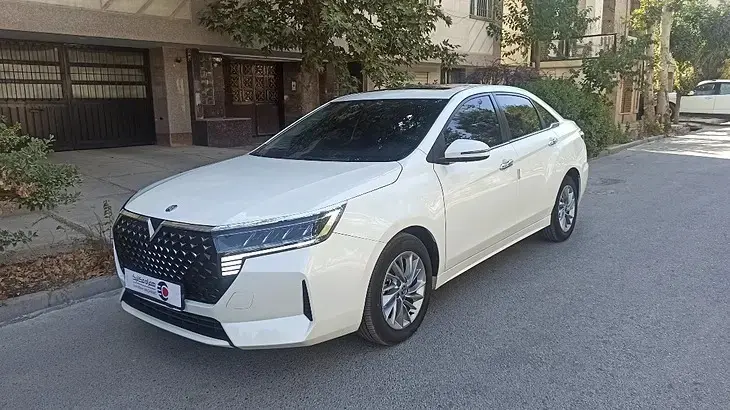 فروش اقساطی خودرو بدون ضامن ونوسیا D60 پلاس-کاماپرس