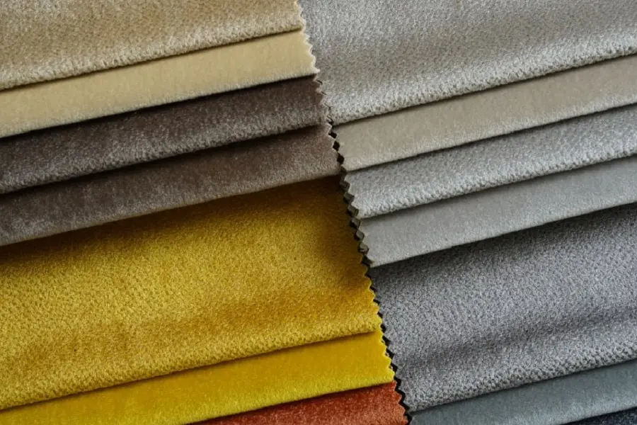 پارچه ژاکارد یا مخمل؟ مقایسه بهترین انتخابها برای مبلمان راحتی- کاماپرس