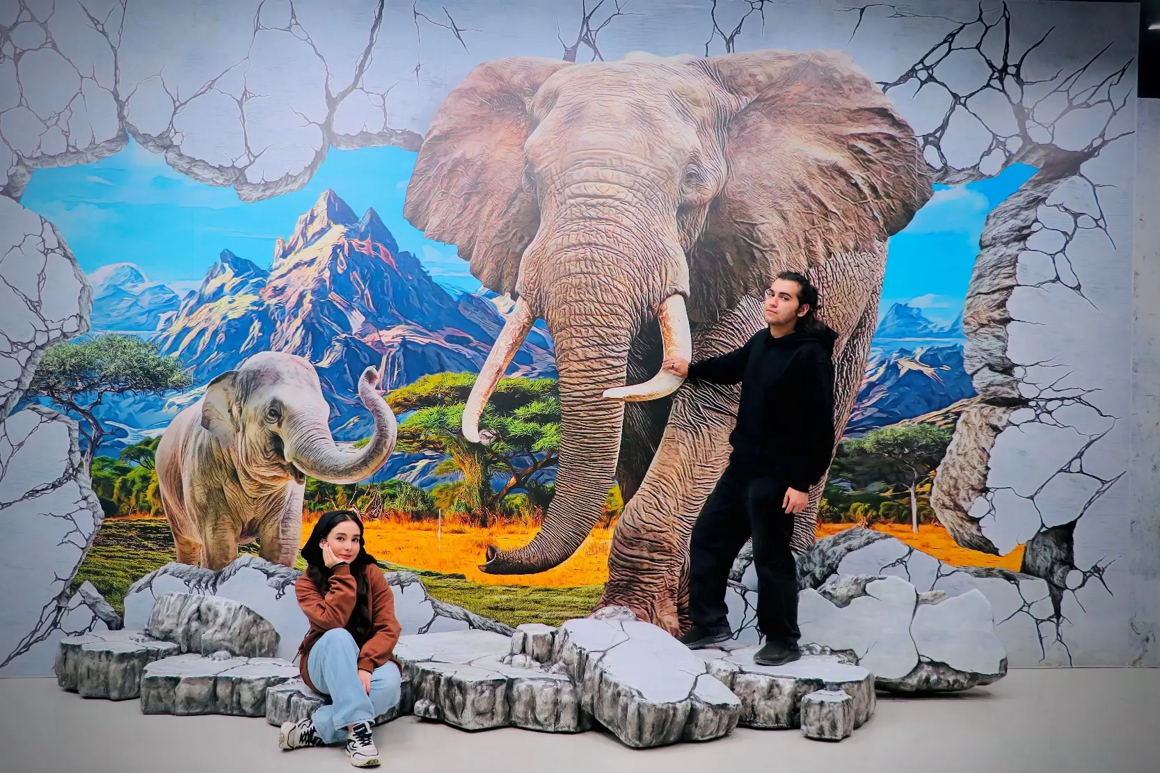 3 مرکز تفریحی تهران برای قرار های شاد با دوستان - کاماپرس