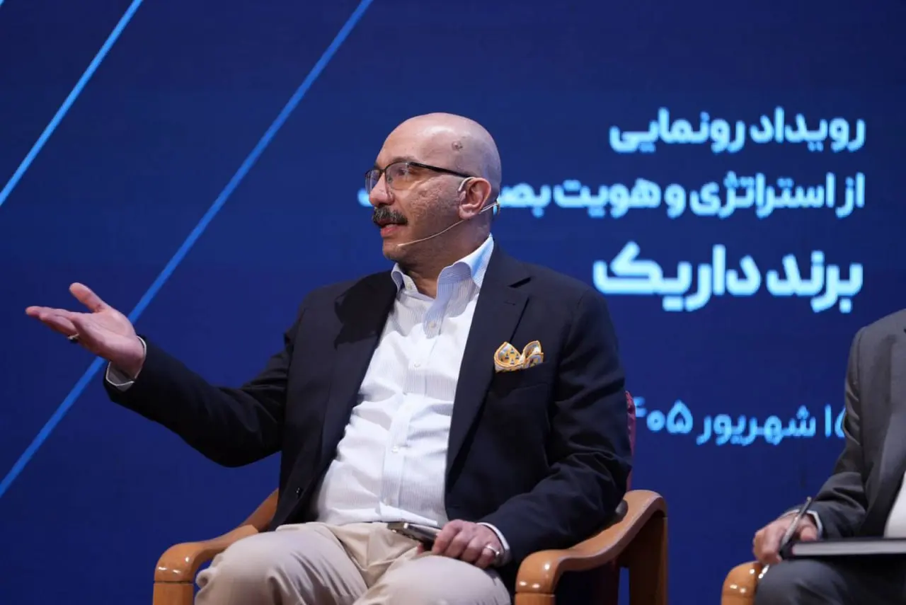 عبدالرضا عسگرخانی، مدیرعامل داریک- کاماپرس