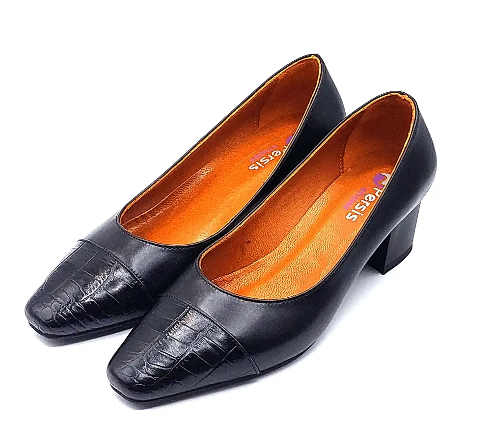 خرید کفش چرم زنانه- کاماپرس