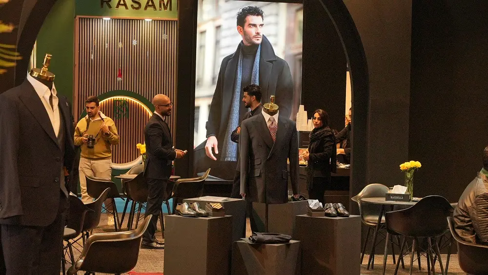 بازلی در ایران ریتیل شو- کاماپرس