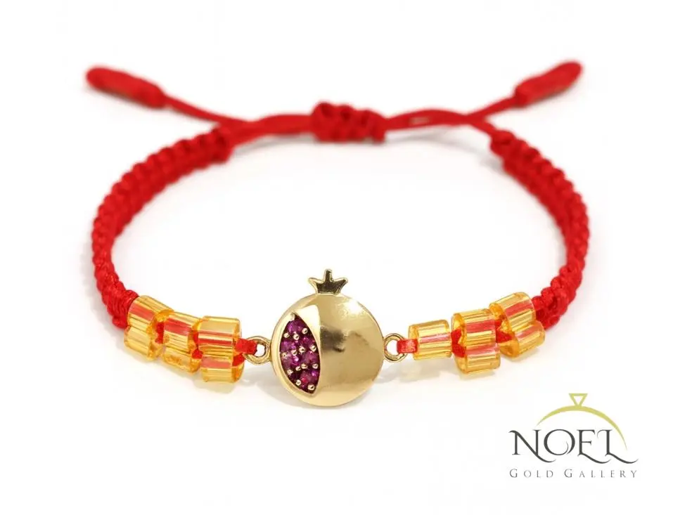 دستبند طلا برای شب یلدا - کاماپرس