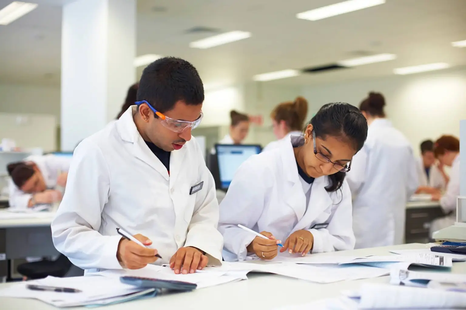 مدارک لازم برای تحصیل داروسازی در روسیه