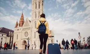 چرا سفر خارجی برای طبقه متوسط ایرانی دست‌نیافتنی شد؟