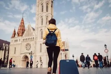 چرا سفر خارجی برای طبقه متوسط ایرانی دست‌نیافتنی شد؟