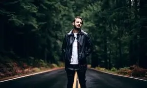 آیا محصولات چرمی صرفا برای استایل ‌های رسمی و کلاسیک مناسب است؟