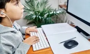 ۳ راهکار برای افزایش تمرکز دانش‌آموزان در کلاس‌های آنلاین