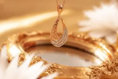 ۳ مزیت خرید آنلاین طلا به جای خرید حضوری 
