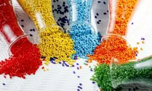  عوامل تاثیرگذار بر قیمت فراورده های شیمیایی و پلیمری