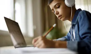 جهش استفاده از فیلیمومدرسه همزمان با تعطیلی مدارس