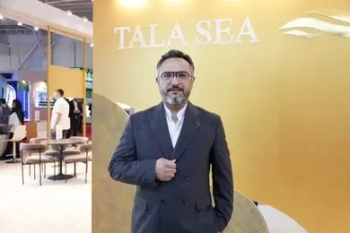 حضور طلاسی در الکامپ برای معرفی کسب‌وکارهای جدید هلدینگ سی