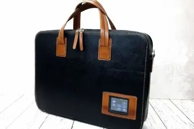 محصولات چرمی هوشمند برند بیران شامل چه مواردی می‌شوند؟