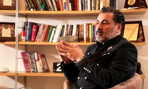شبیه نوازنده‌های کشتی تایتانیک شده‌ایم