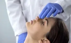 چرا هزینه جراحی بینی در اصفهان ارزان است؟