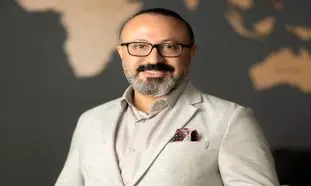 صنعت گردشگری ایران زیر سایه جنگ و ناپایداری اقتصادی