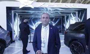 رونمایی ایکس موتورز از یک MPV لوکس در نمایشگاه خودرو تهران