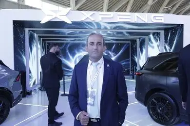 رونمایی ایکس موتورز از یک MPV لوکس در نمایشگاه خودرو تهران