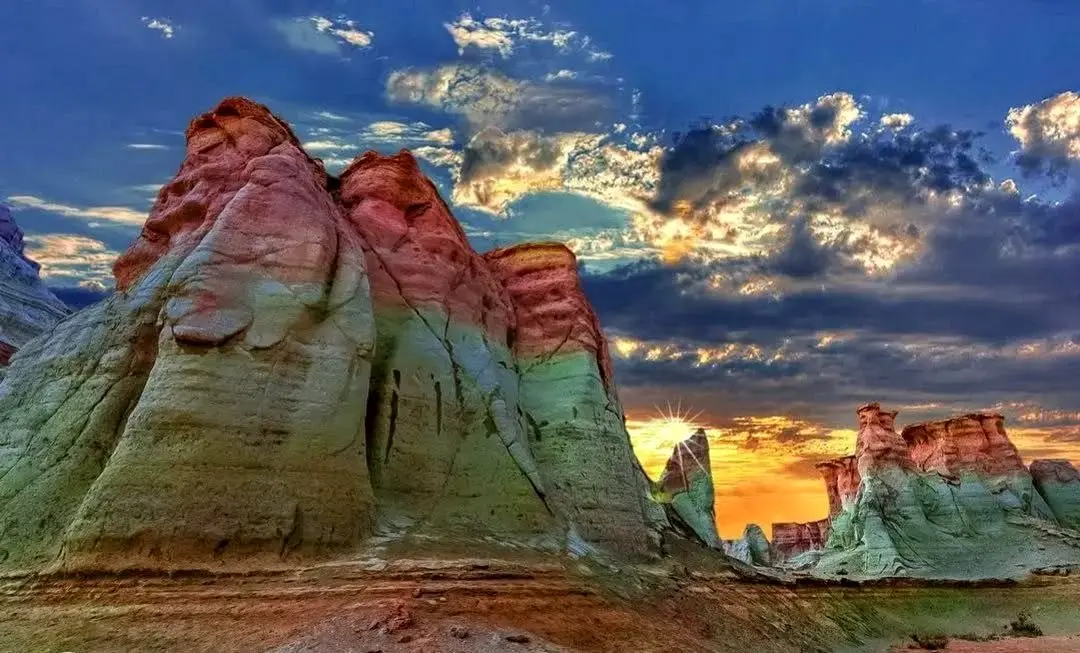 در تور قشم از کدام جاذبه‌ها بازدید می‌کنیم؟