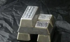نکات مهم خرید شمش نقره در سال 1404