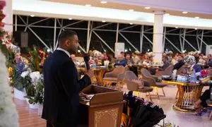 توقف در تجارت خارجی بی‌معنا است، فقط راهکارها تغییر می‌کنند