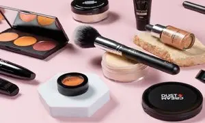 معتبرترین آنلاین شاپ های آرایشی در ایران