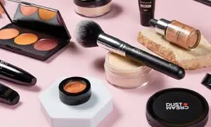 معتبرترین آنلاین شاپ های آرایشی در ایران