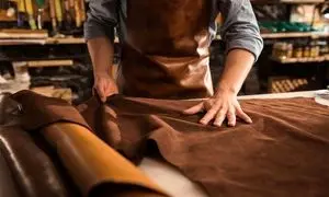 ۳ نشانه کلیدی برای تشخیص چرم طبیعی از مصنوعی