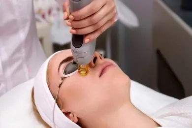 چه انتظاراتی از لیزر کیوسوییچ در اصفهان داشته باشیم؟