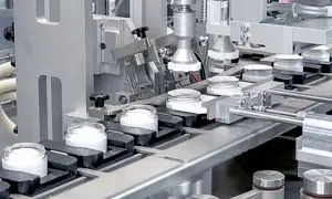 بهترین دستگاه پرکن مایعات برای صنایع آرایشی و بهداشتی 