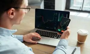 5 دلیل برای انتخاب آبان تتر: از پشتیبانی 24 ساعته تا احراز هویت آسان
