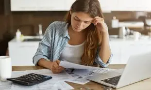 ۷۴ درصد کارجویان هزینه‌های زندگی را کاهش داده‌اند