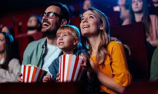 فروش ۵۳۸ میلیاردی بلیت فیلم‌های سینمایی در سینماتیکت طی شش ماه