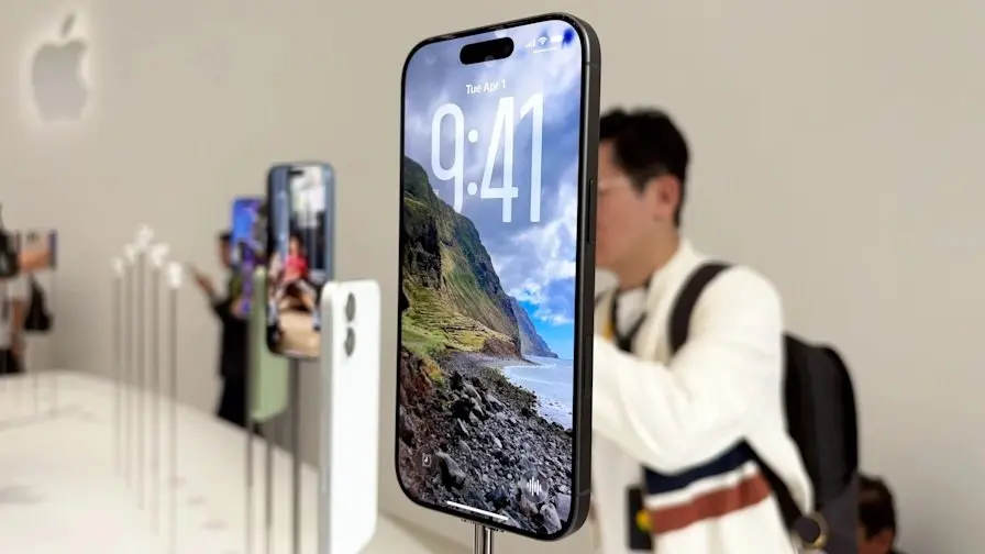 آیفون ایر بدون درگاه سیمکارت؛ چالش ورود به ایران