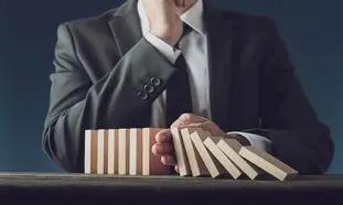 حضور مدیر روابط عمومی باکسیت در پنل نمایشگاه حمل و نقل