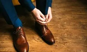 ۵ مدل کفش چرم مردانه که استایل رسمی شما را در محیط کار تکمیل می‌کند