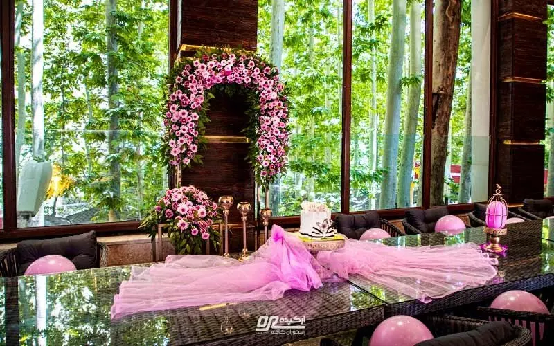 چرا ارکیده بهترین انتخاب برای برگزاری جشن روز مادر است؟