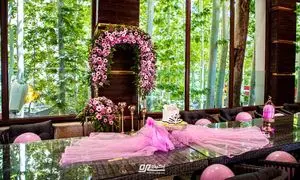 چرا ارکیده بهترین انتخاب برای برگزاری جشن روز مادر است؟