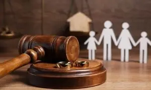 طلاق توافقی بدون وکیل: مزایا، معایب و ریسک‌های حقوقی