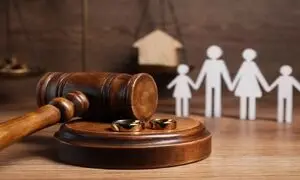 طلاق توافقی بدون وکیل: مزایا، معایب و ریسک‌های حقوقی