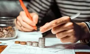 حقوق در تهران بیشتر است یا شهرستان‌؟