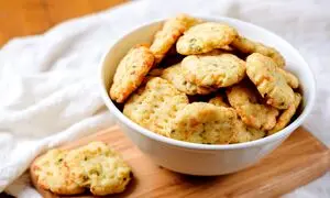 مزه جدید جمانه؛ یک کراکر مخصوص دورهمی ها