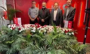 هلو بیست‌ونهمین سال فعالیت خود را جشن گرفت