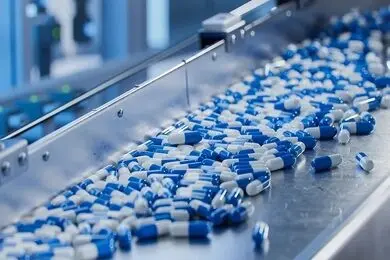 بررسی مسیرهای حرفه‌ای داروسازی در رویداد گروه دارویی کوبل