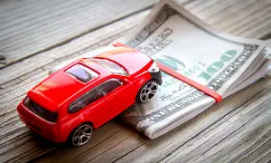 بازار خودرو دیگر به دلار وابسته نیست