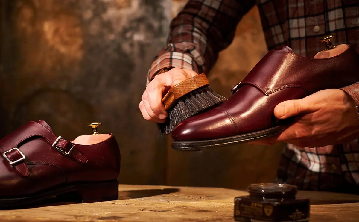 چگونه عمر کفش چرم خود را دو برابر کنیم؟