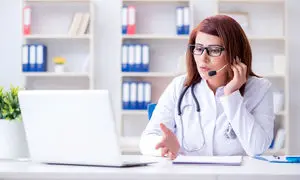 خدمات پزشکی و روانشناسی بی وقفه دکترساینا در 12 روزه جنگ